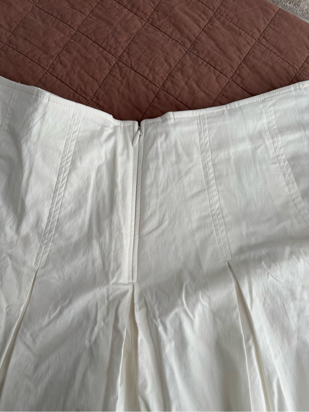 Torrid size 18 NWT High-Rise Cream Circle Skirt — Pleated Flare - Picture 4 of 4